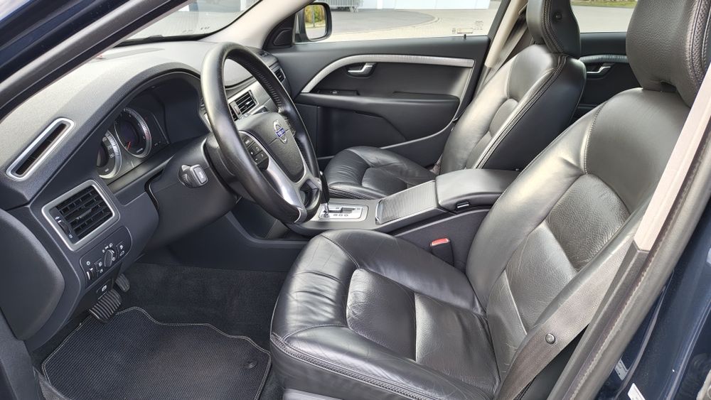 Volvo XC70 2.4 D5 2009