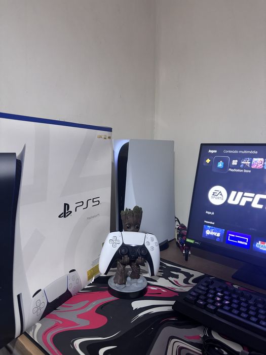 PlayStation 5 com leitor