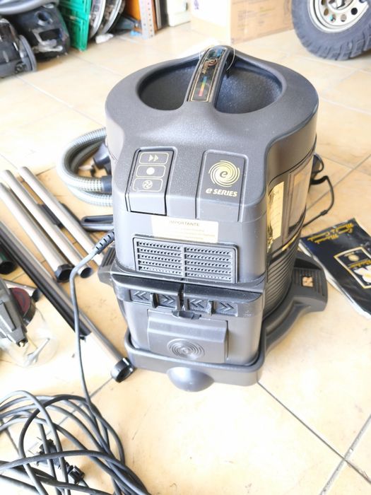 Aspirador da marca rainbow impermeável