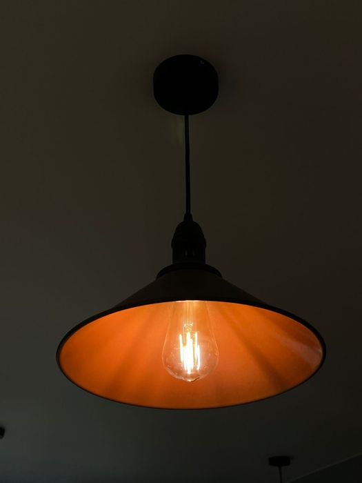 Стол в идеальном состоянии