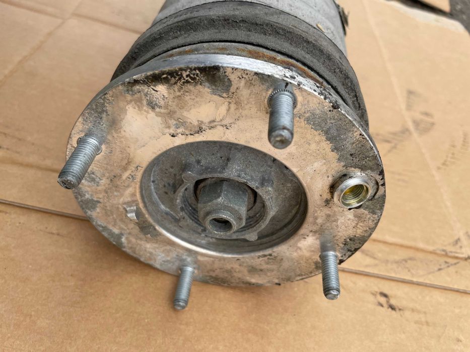 Amortyzator przód przedni lewy LAND ROVER L494