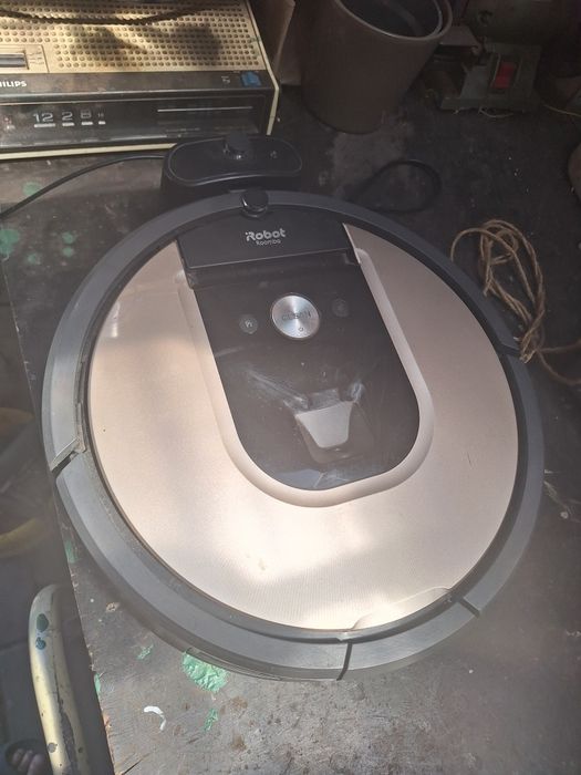 IRobot   rommba  976