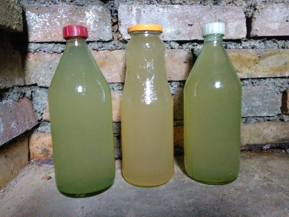 Уксус яблочный .