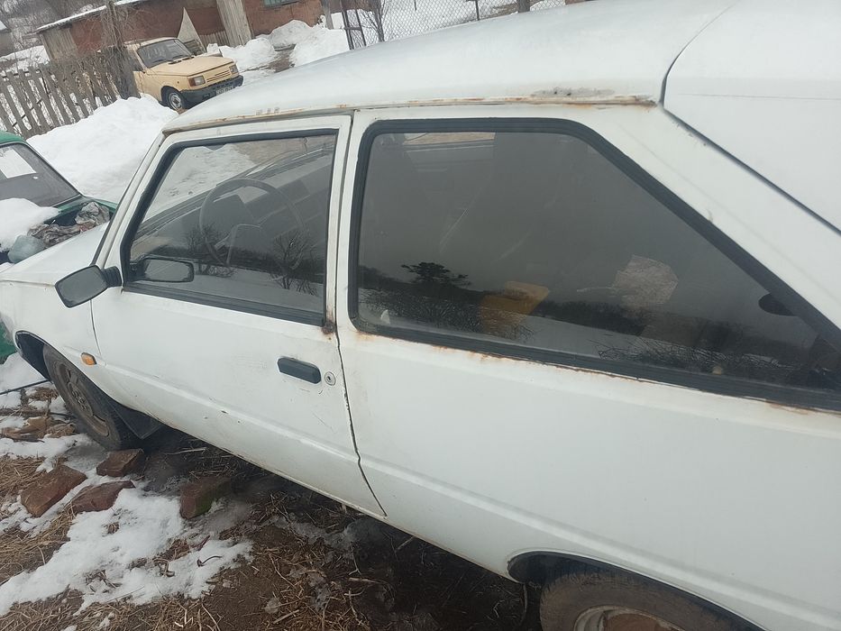 Автомобіль продаж