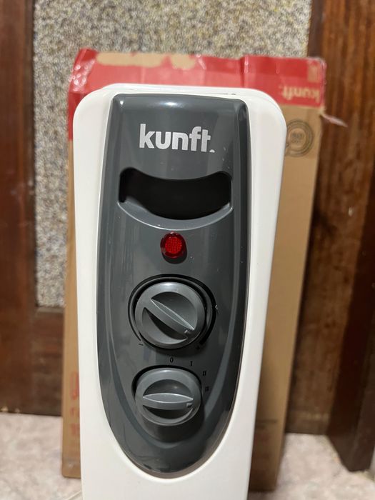 Aquecedor a Óleo Kunft 1500W KOR-2689 - Seminovo