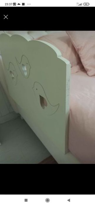 Barreiras Protetoras em madeira pintada com passarinhos