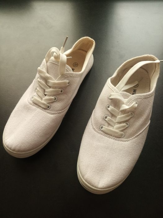 Walkx trampki 37 białe