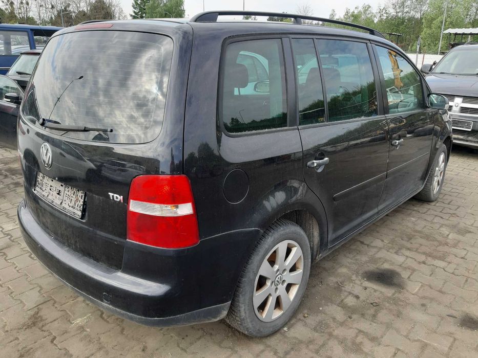 VW TOURAN I LC9Z klapa maska błotnik lampa drzwi zderzak części