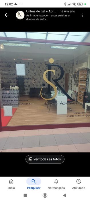 Loja com cerca de 44 metros quadrados