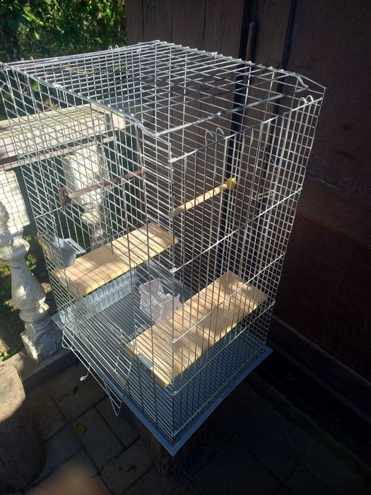 Клітка для папуги