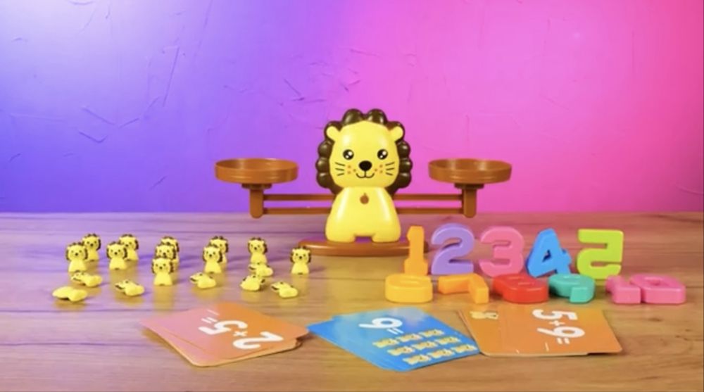 Розвивальна математична гра «Лев Балансир» (54 елементи, 3 рівня гри)