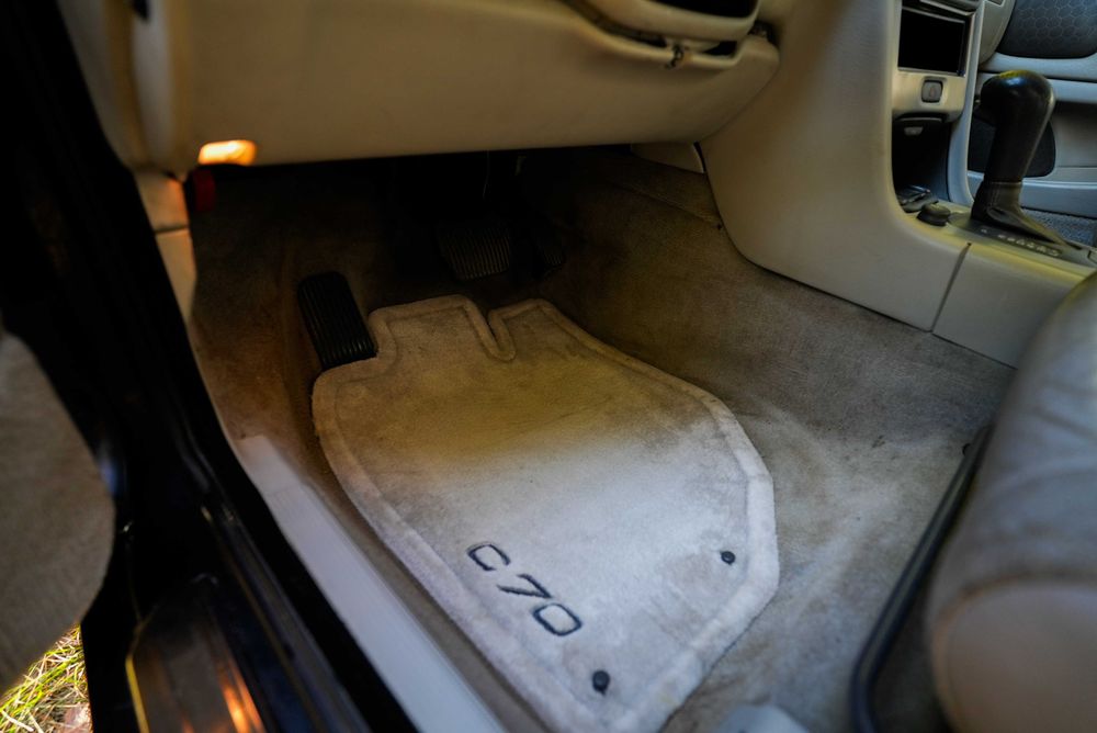 Volvo c70 1 покоління