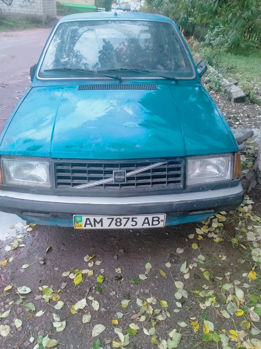 Автомобиль Вольво