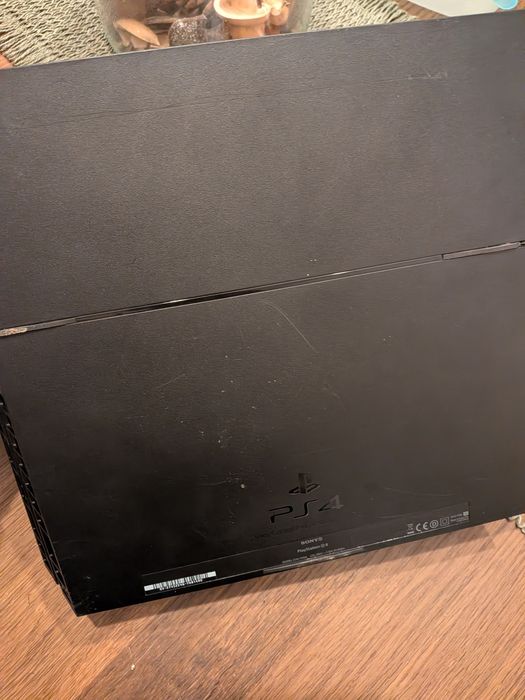 PlayStation 4 Fat