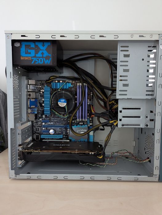 Ігровий комп'ютер (Intel Core i7 3770, 16GB RAM,  GTX 1080 8GB,  SSD 256 GB, PSU 750W)
