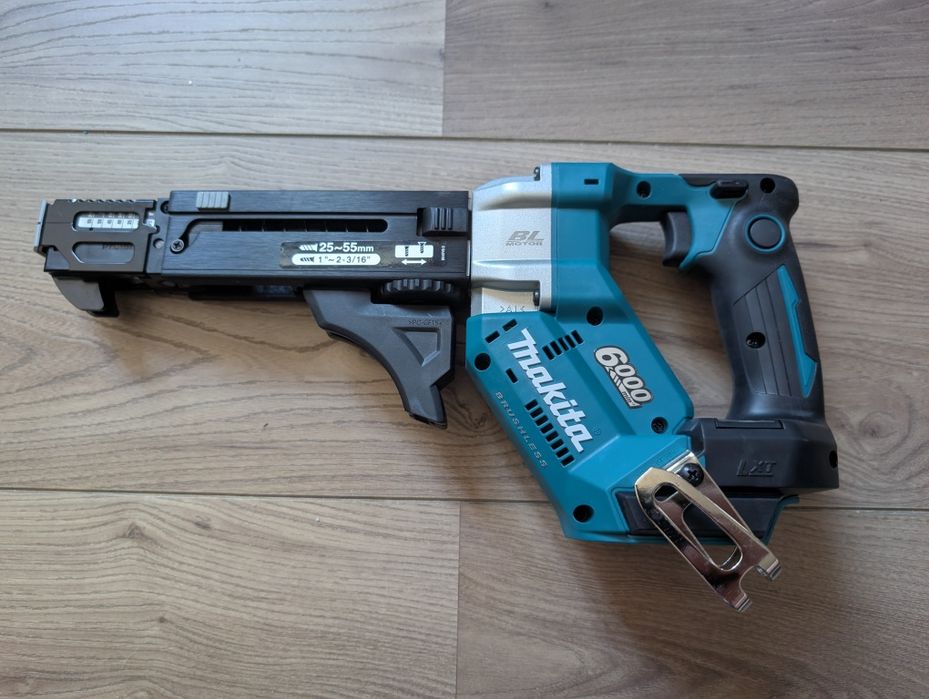 Makita DFR551 wkrętarka taśmowa