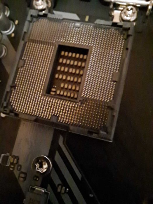 Bundle Intel Core i3-10105 / Board MSI B460 MAG Tomahawk LGA 1200