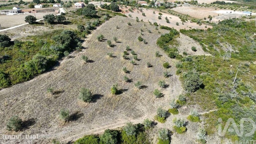 Terreno em Abitureiras de 17600,00 m2