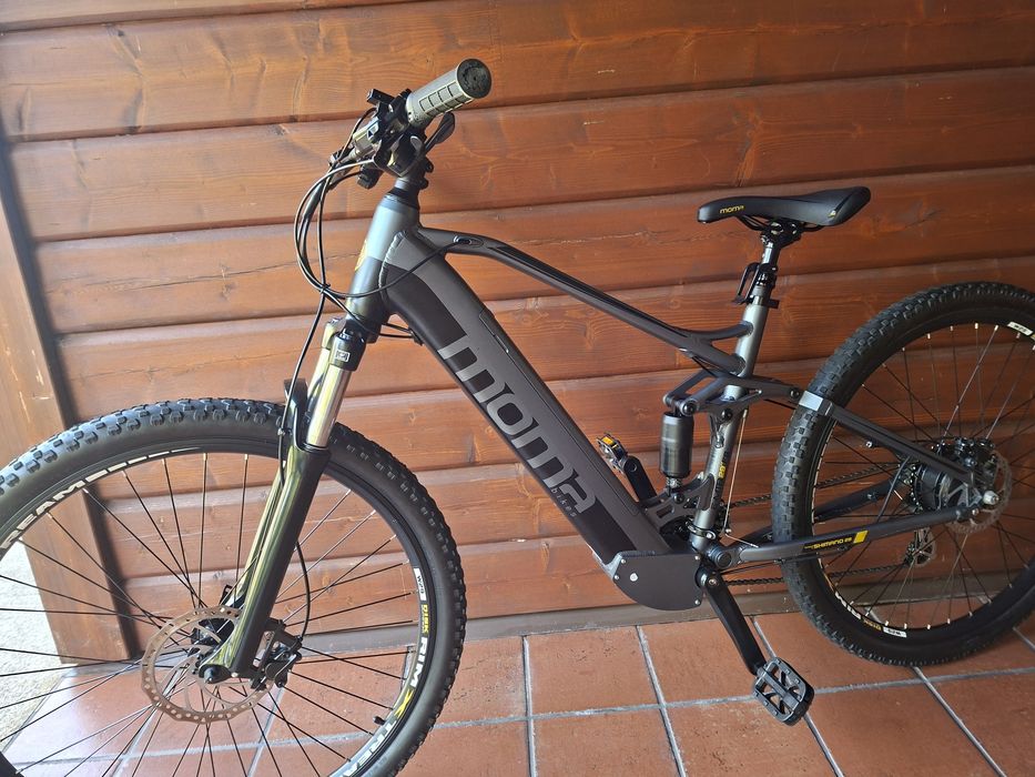 Bicicleta eletrica MOMA