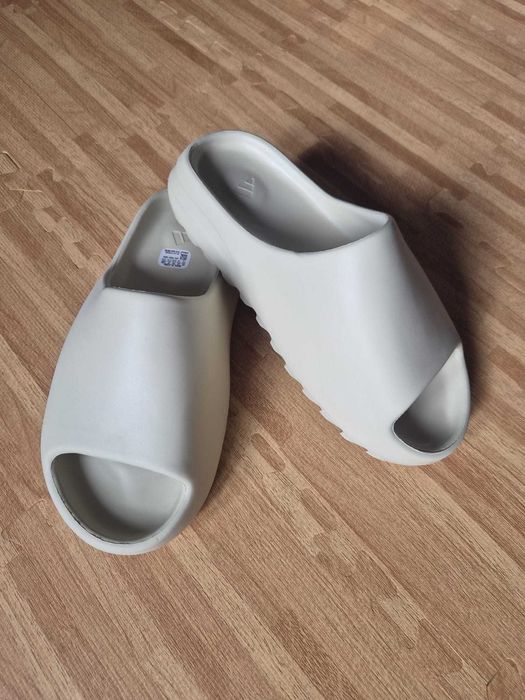 Adidas Yeezy Slide rozmiar 43