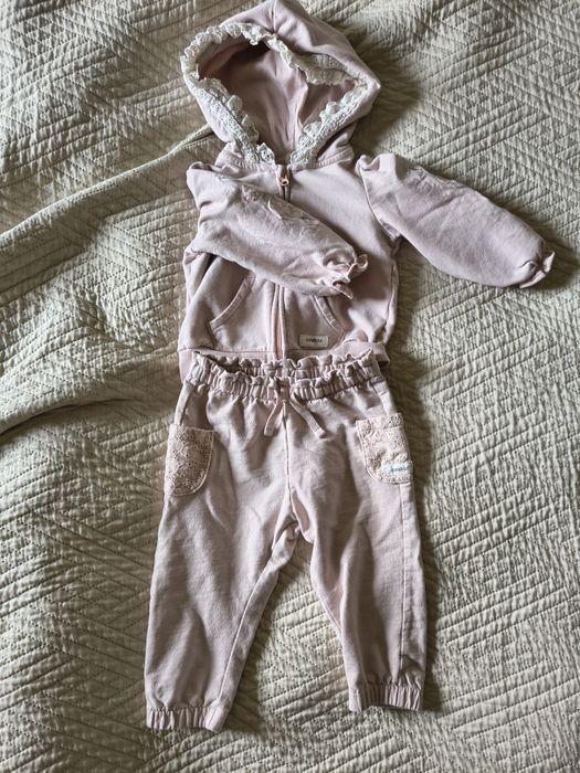 Dziewczęcy dresik Newbie 80