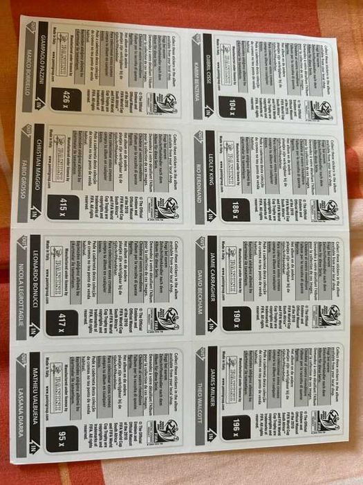 Panini South Africa 2010 Update - 10 folhas com 8 cromos