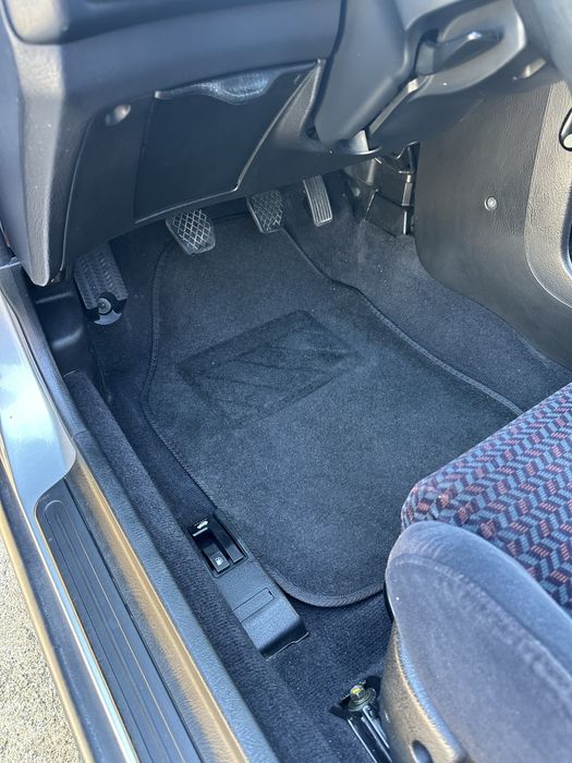 Honda Civic 1.5I LS