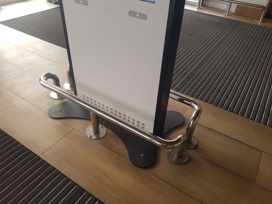 Перила,Поручні,Стелажи,Пандуси,Баки,Сходи в басейн,Відбійники,Козирки