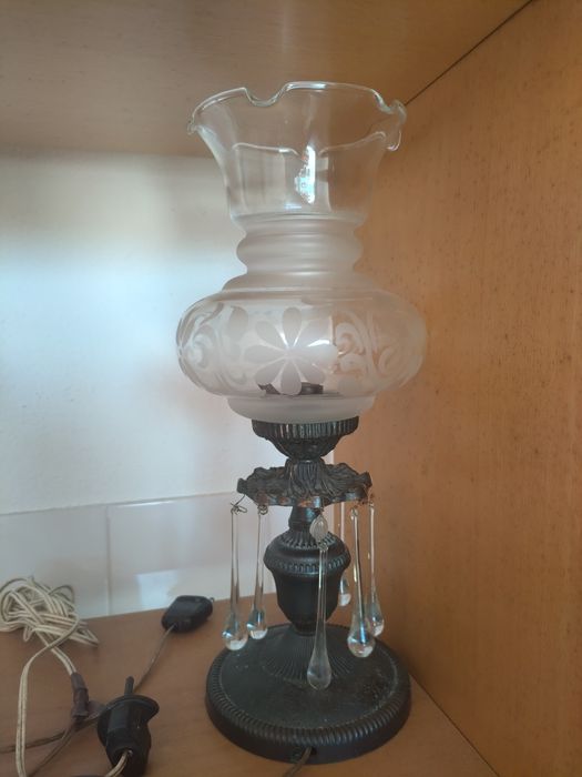 Candeeiros mesinha cabeceira