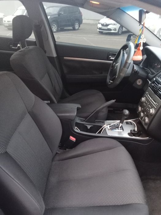 Mitsubishi Galant 2009