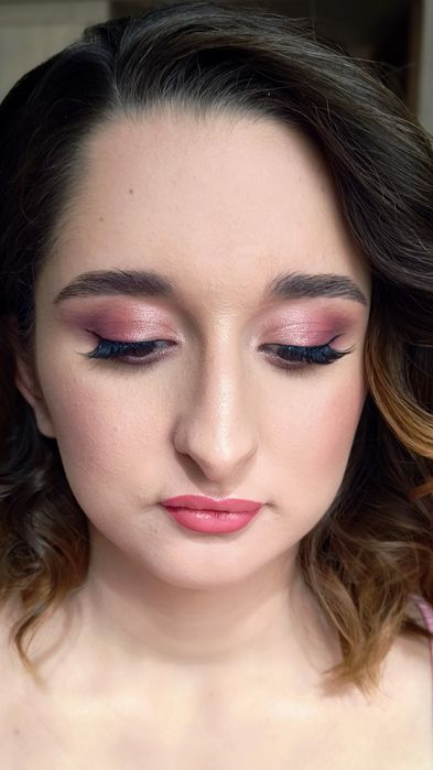 Макіяж і зачіска від 1550 грн за образ