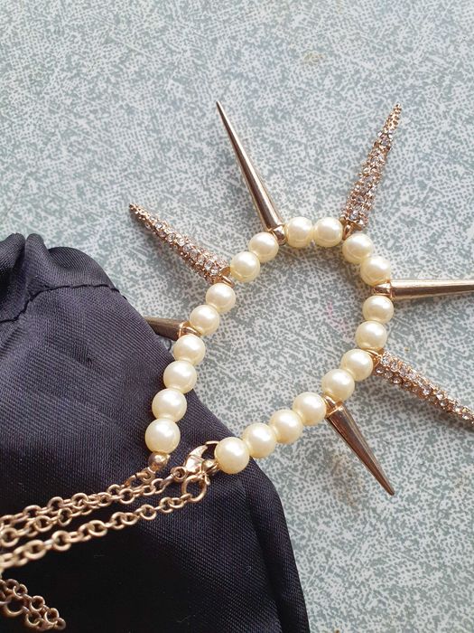 Naszyjnik aldo zloty z perelkami