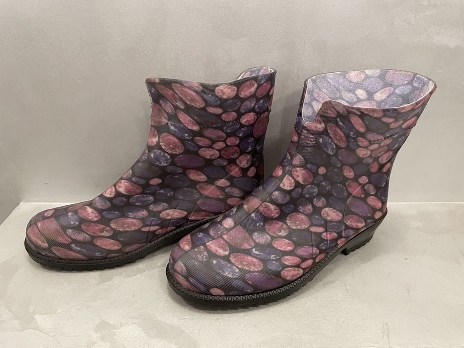 Продам сапоги резиновые.