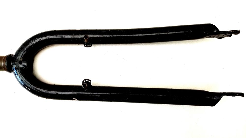 Solidny Widelec rowerowy OS Racing 1 i 1/8'' koło 26'' nr 260