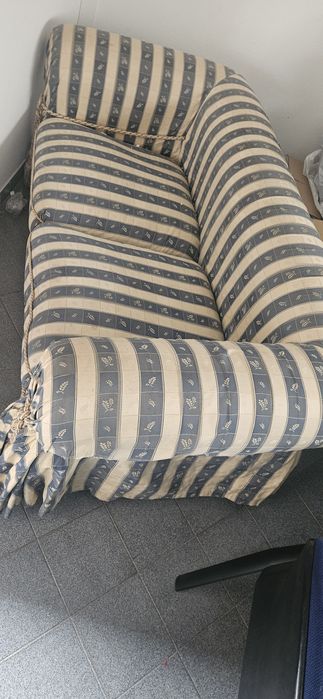 Sofa 2 lugares bom estado