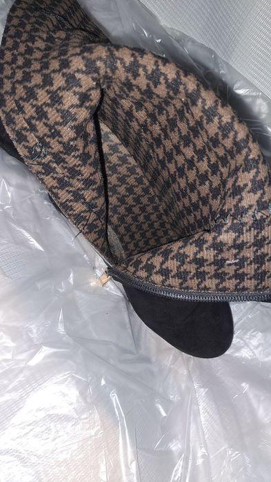 Чоботи на підборах