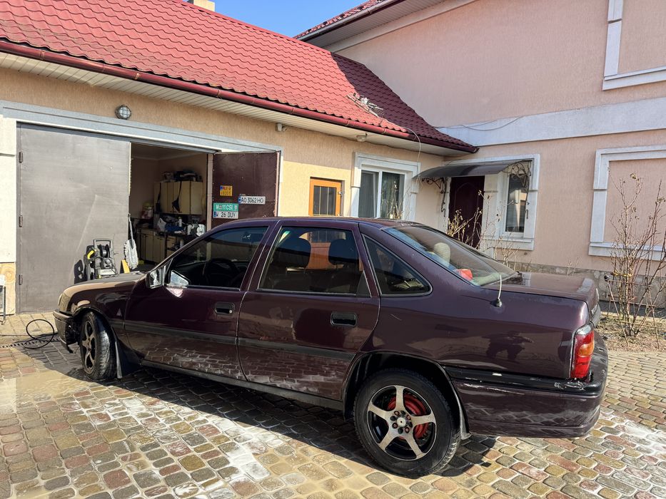 Опель Вектра А 1998