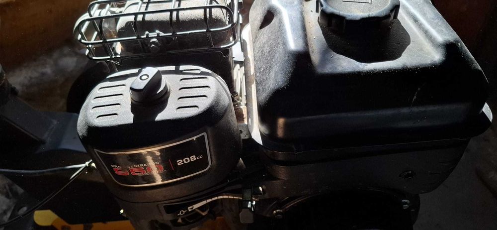 Glebogryzarka spalinowa