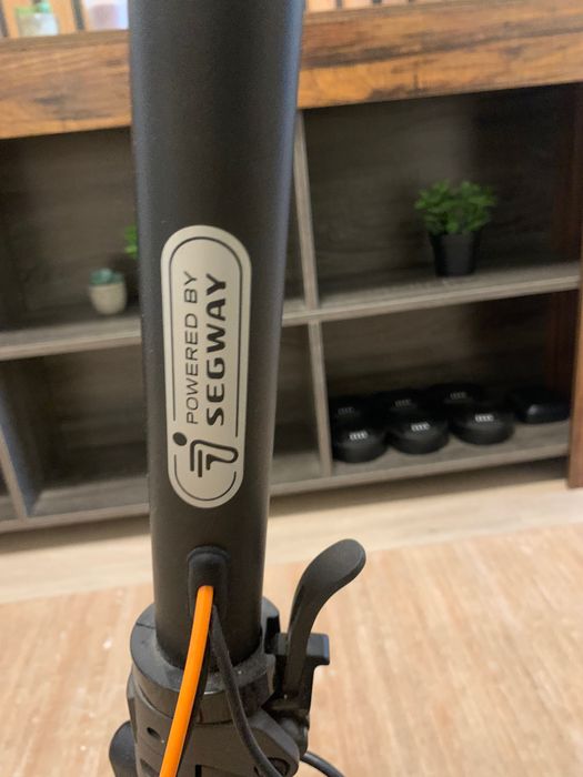 Trotinete elétrica Segway Ninebot Kickscooter F40I
