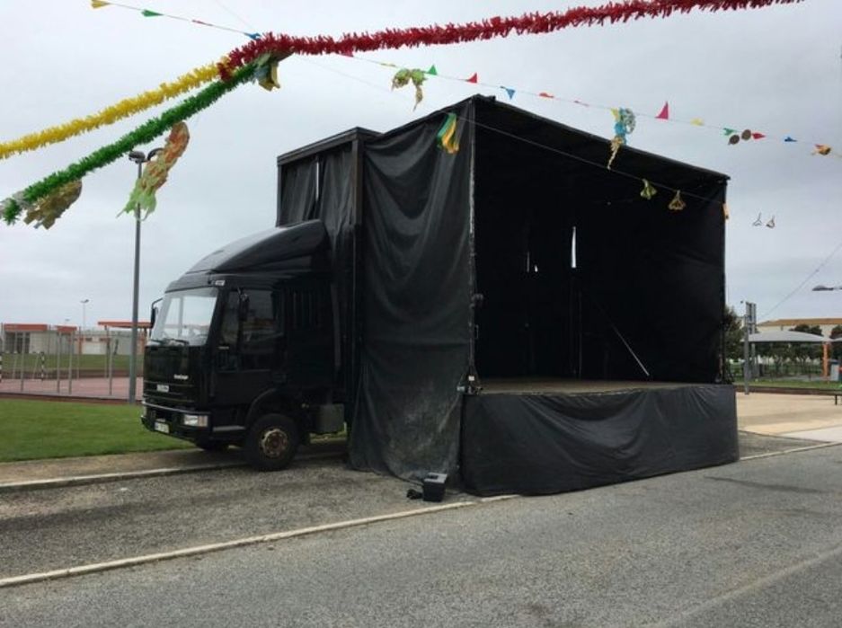 Palcos com Som Luz Ecran