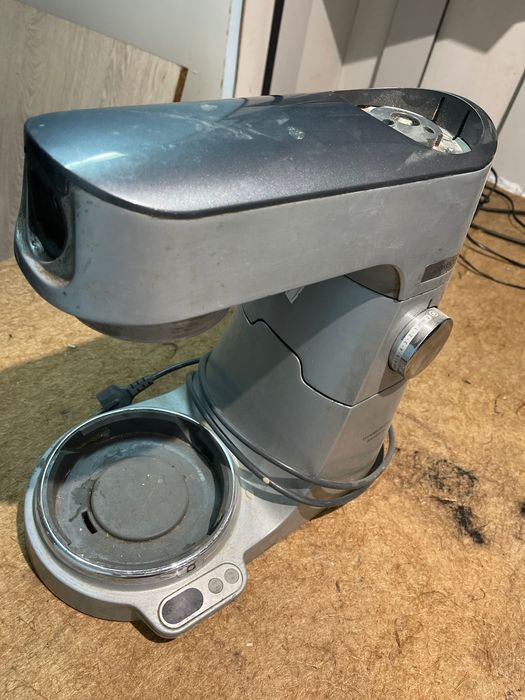 Кухоний комбайн Kenwood Titanium cheff baker xl kvl85