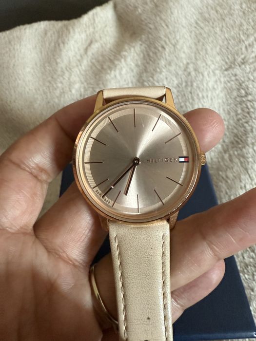 Relogio Tommy Hilfiger em Pele
