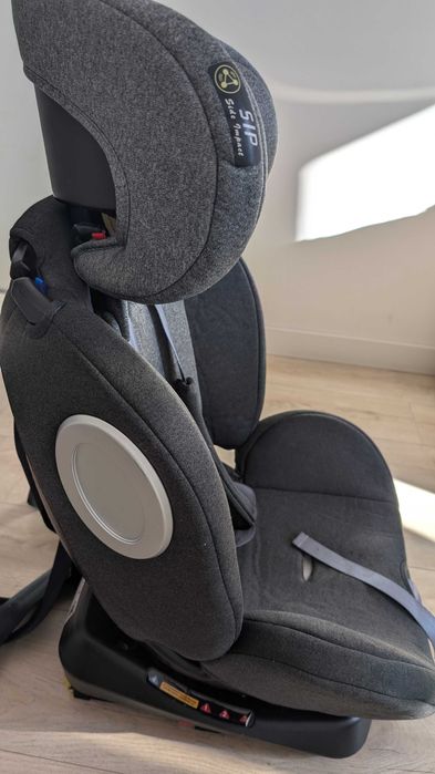 Fotelik dziecięcy bez pasów bezpieczeństwa