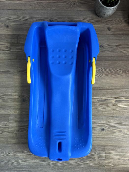 Trenó para deslizar na Neve