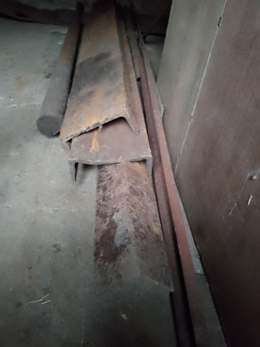 Металевп балка, швелер