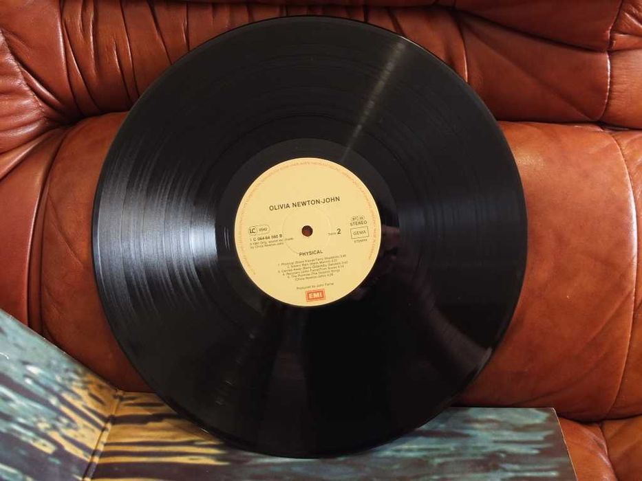 Vinil LP de Olivia Newton John "Physical"