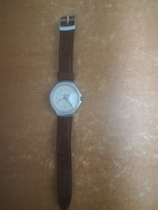 Relógio clássico desportivo