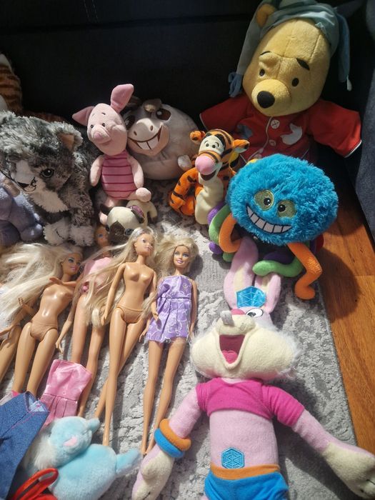Lalki i pluszaki