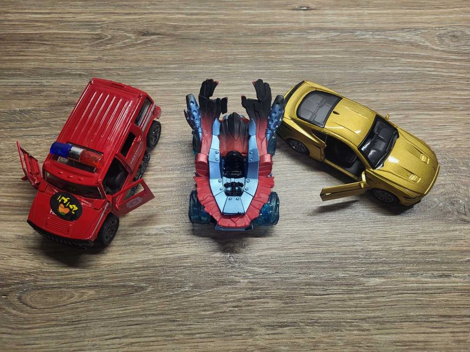 Маленькі машинки, машинки хот вілс   Hot Wheels