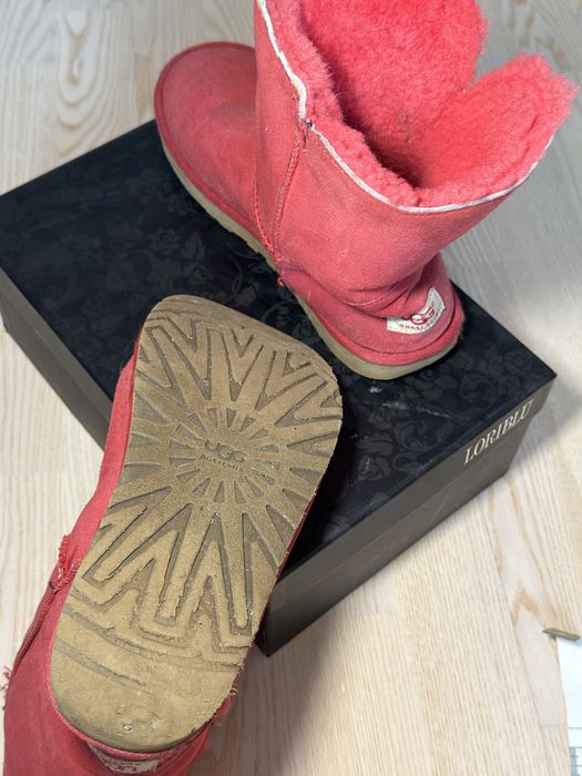 UGG жіночі 37 розмір взуття зимове